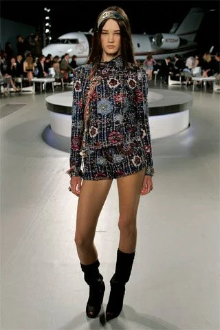 Look 16
